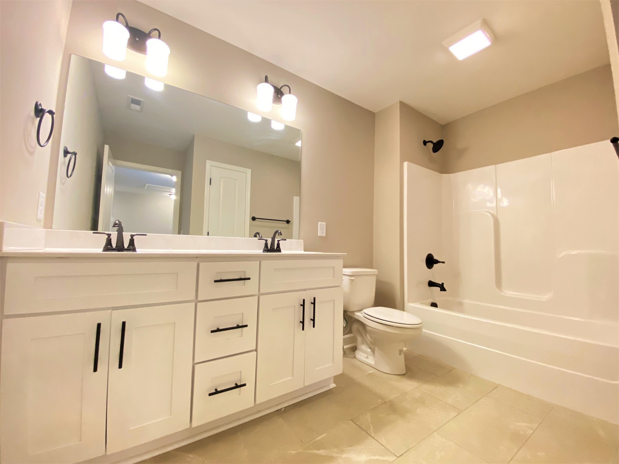 1002 Villa Cir Property Photo 14