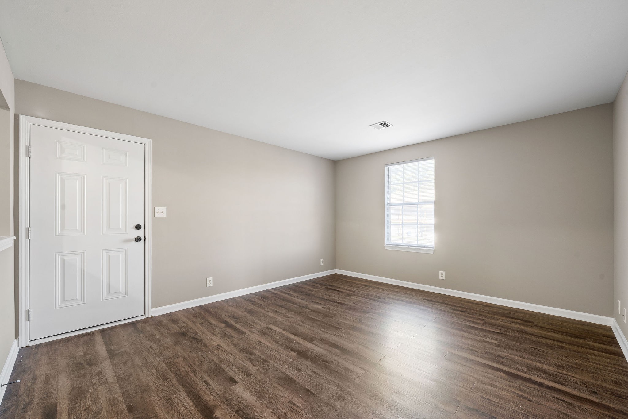 155 Jack Miller Blvd Property Photo 6