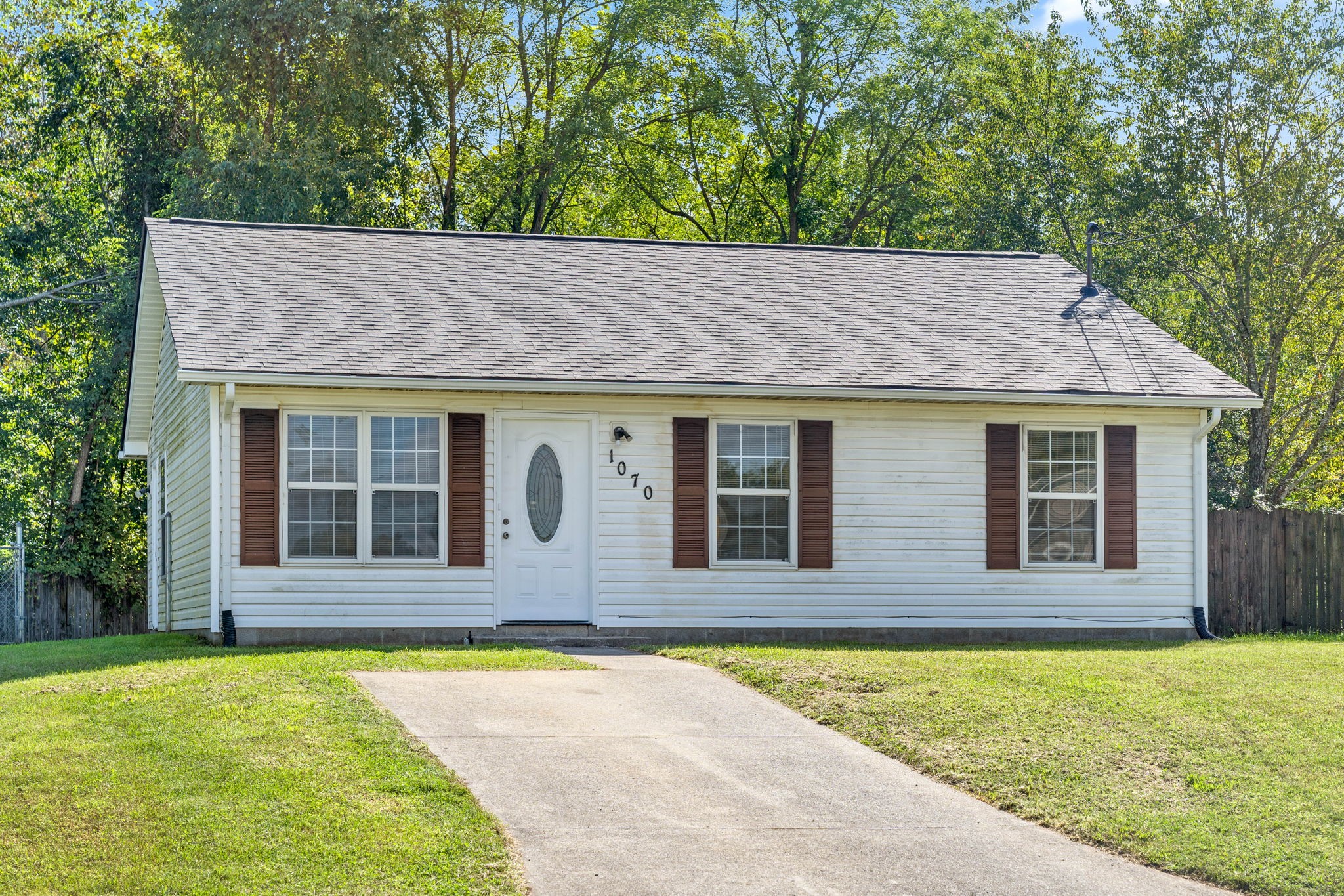 1070 Shadow Ridge Ave Property Photo 1