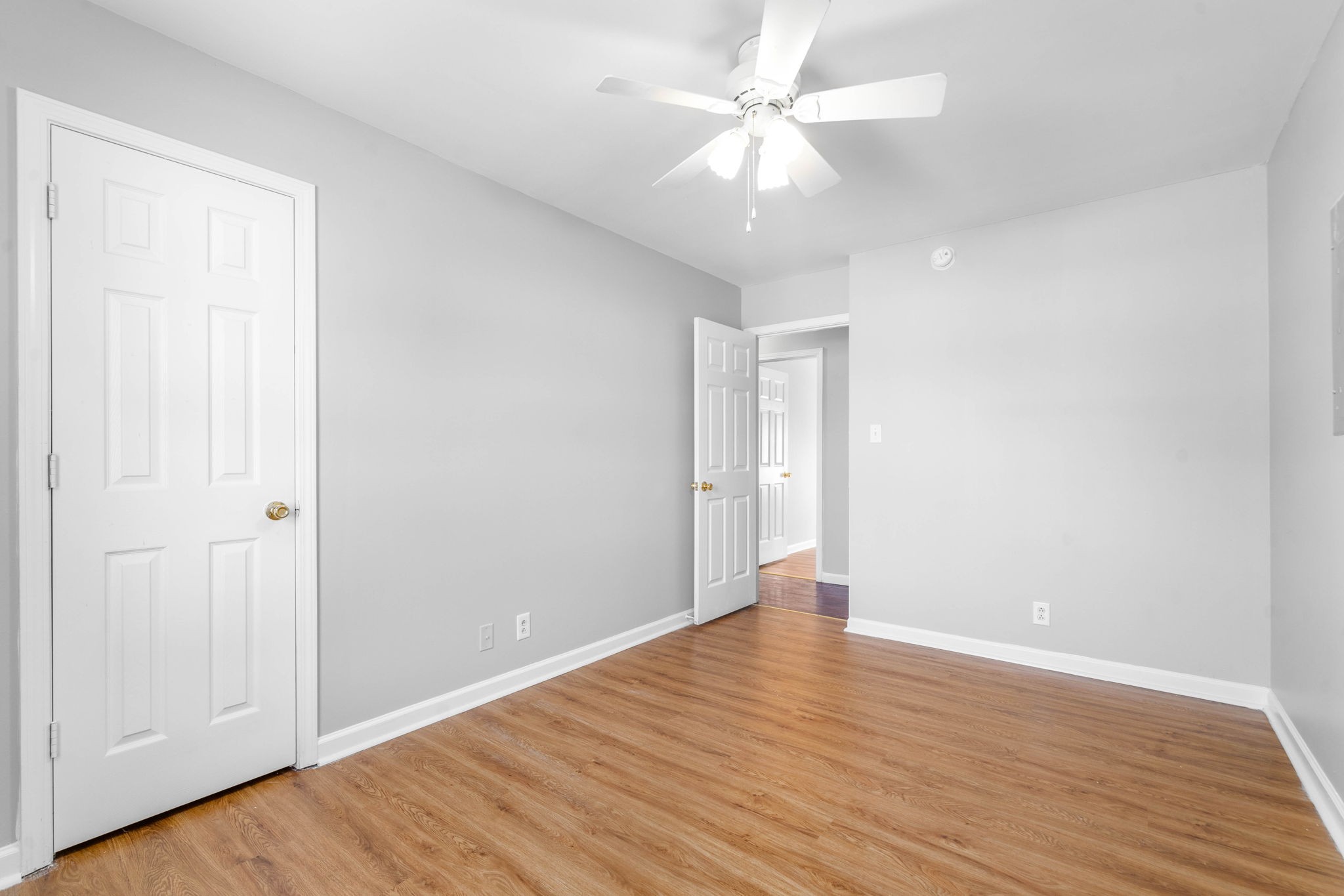 1070 Shadow Ridge Ave Property Photo 18