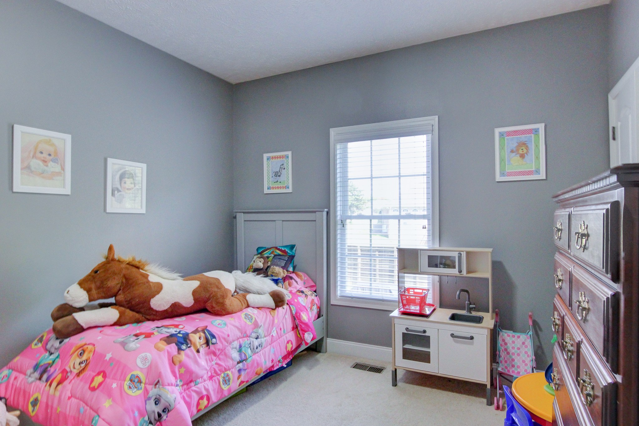 2564 Hedgerow Ln Property Photo 30