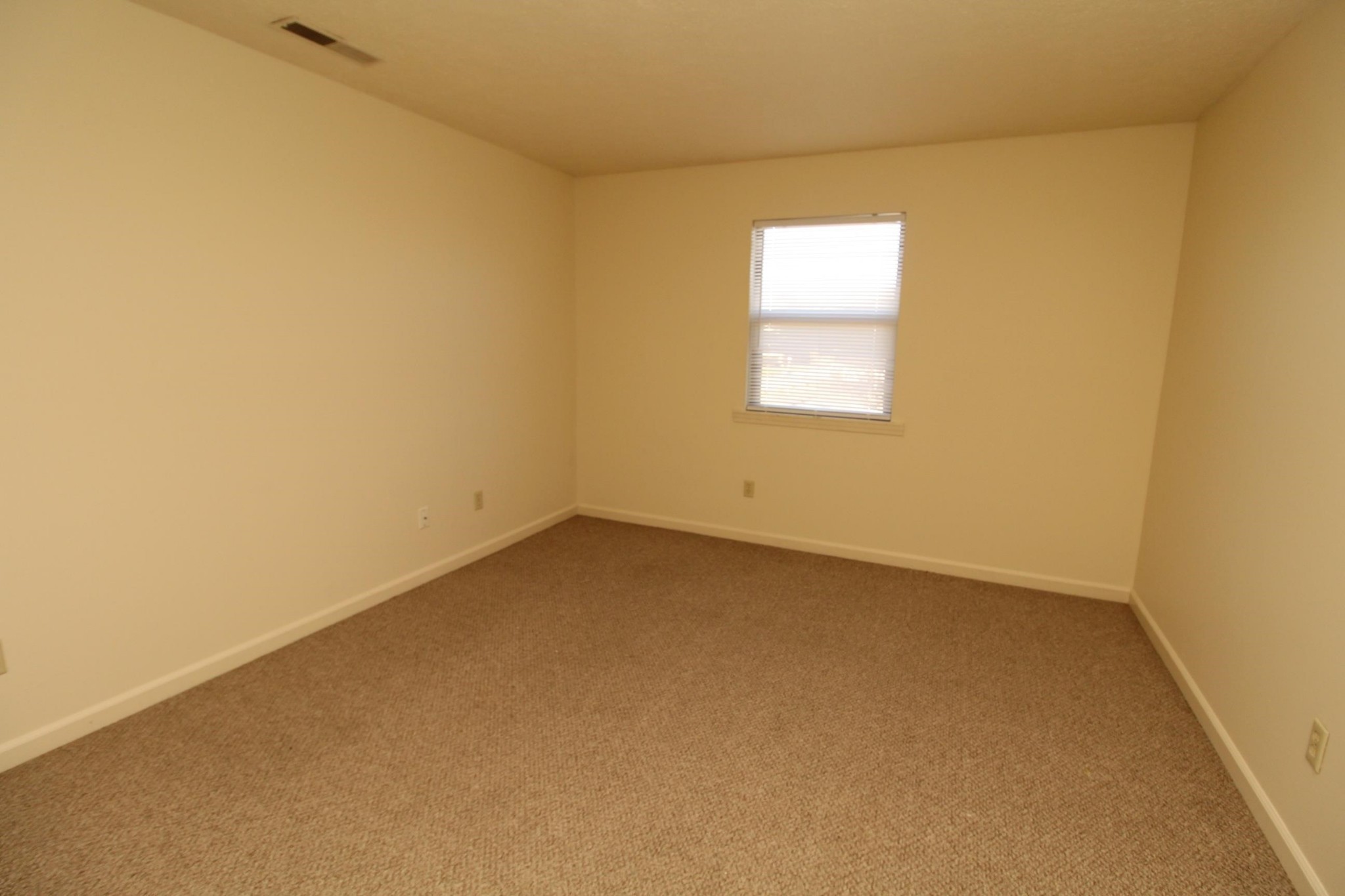 2830 Greenville Rd Property Photo 4