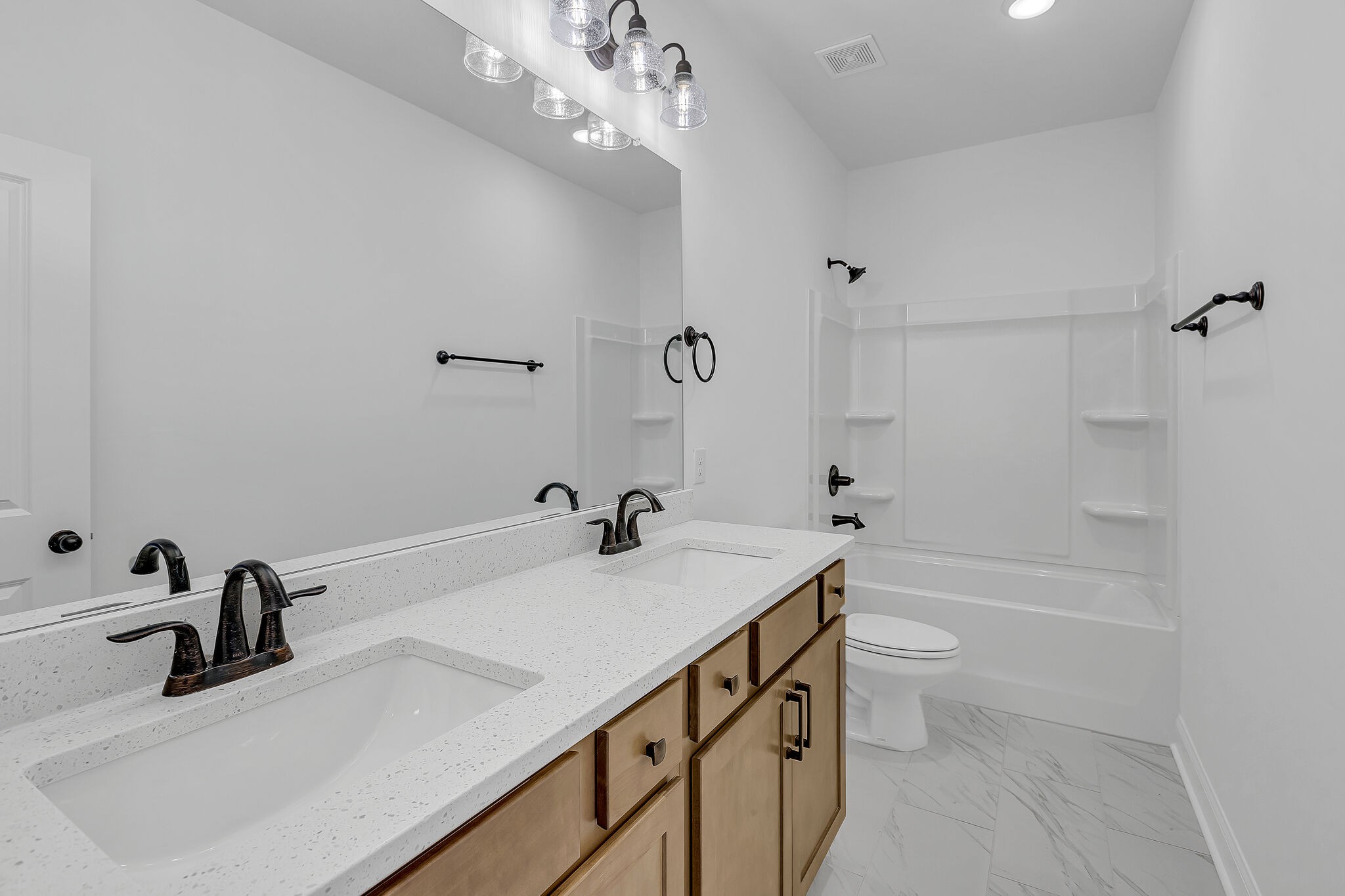 1039 Inez Drive Property Photo 23