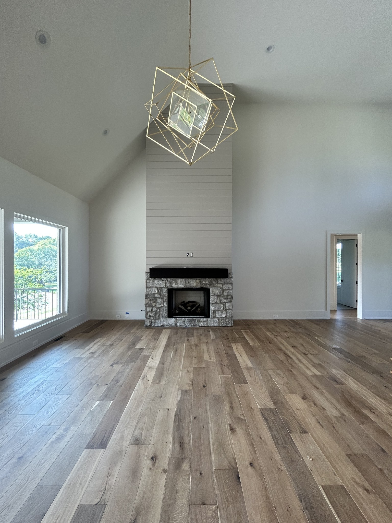 1402 Devens Dr Property Photo 3
