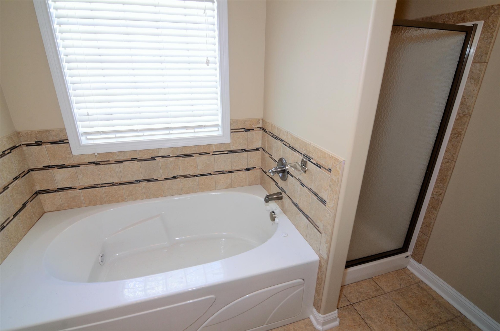 1828 Apache Way Property Photo 6