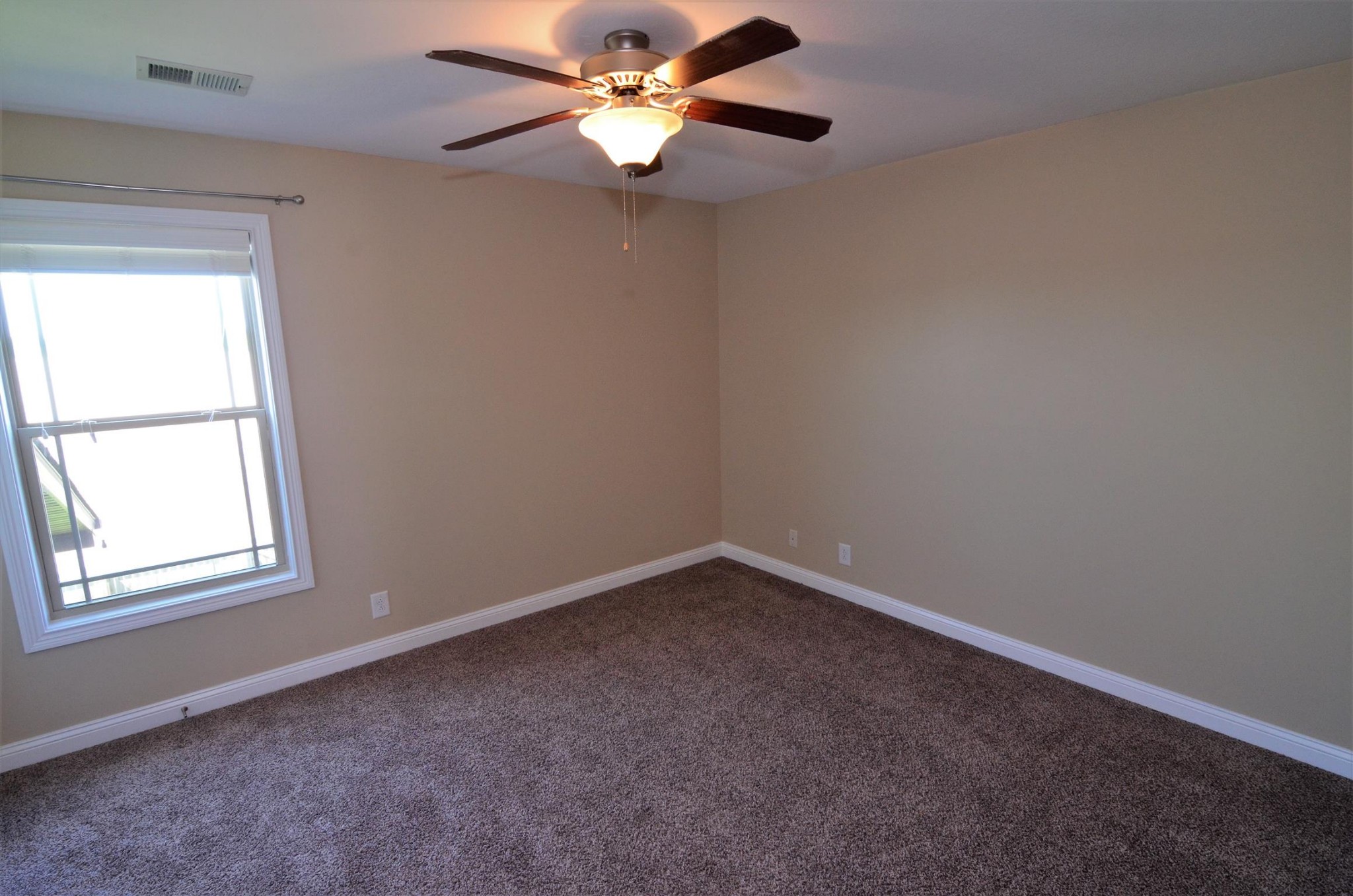 1828 Apache Way Property Photo 10