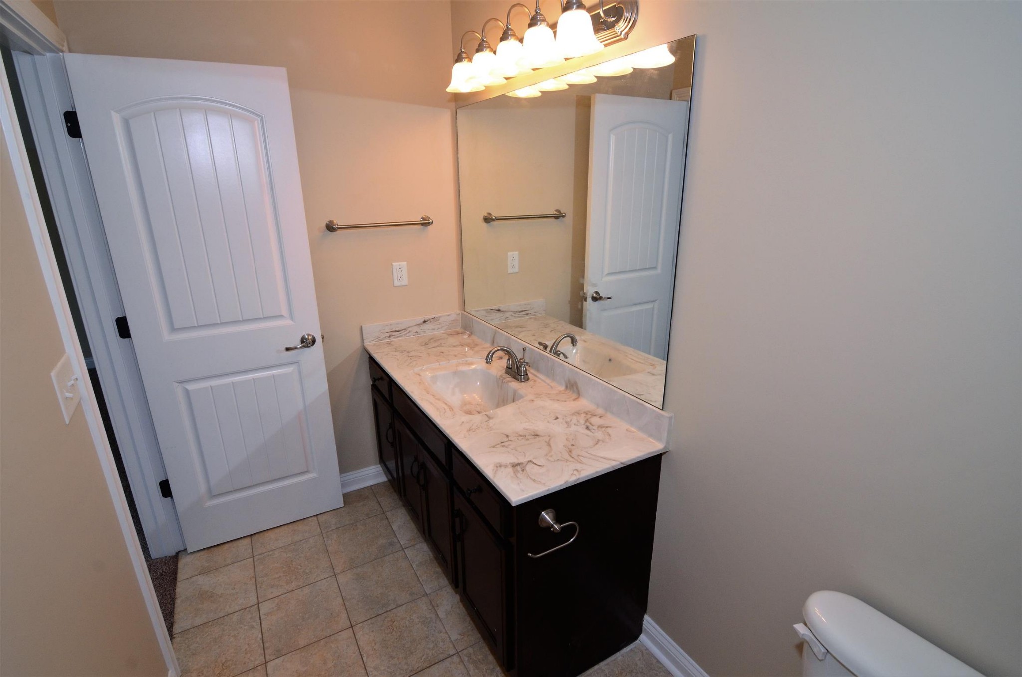 1828 Apache Way Property Photo 16