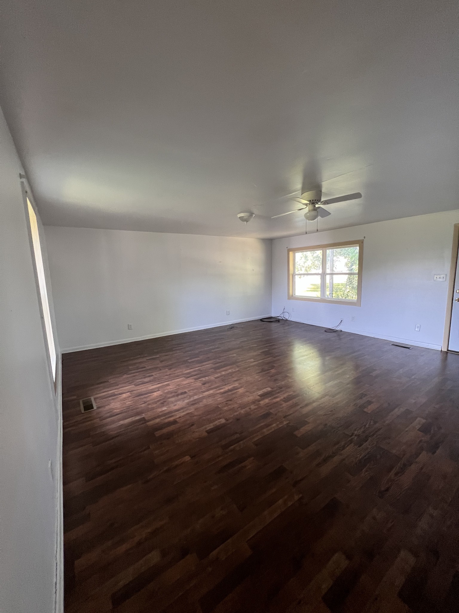 100 Ann St Property Photo 6