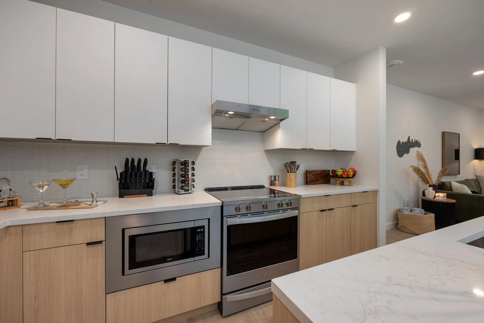 635 7th Ave, S Property Photo 21