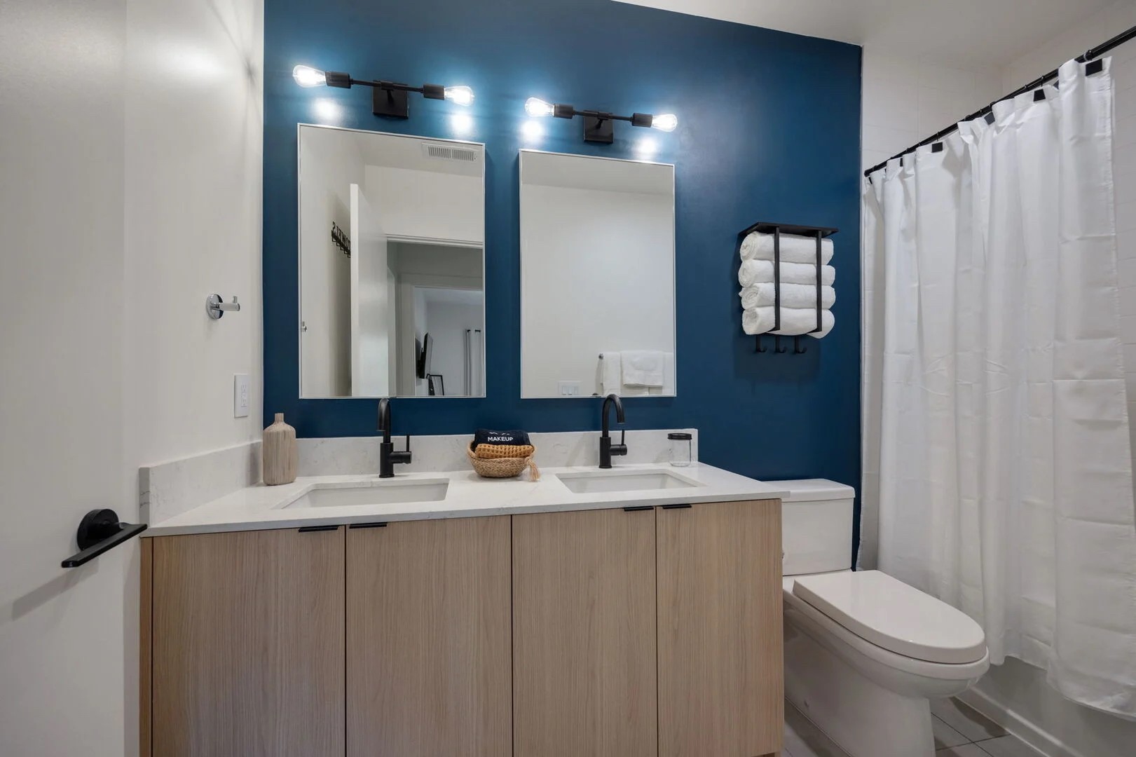 635 7th Ave, S Property Photo 30