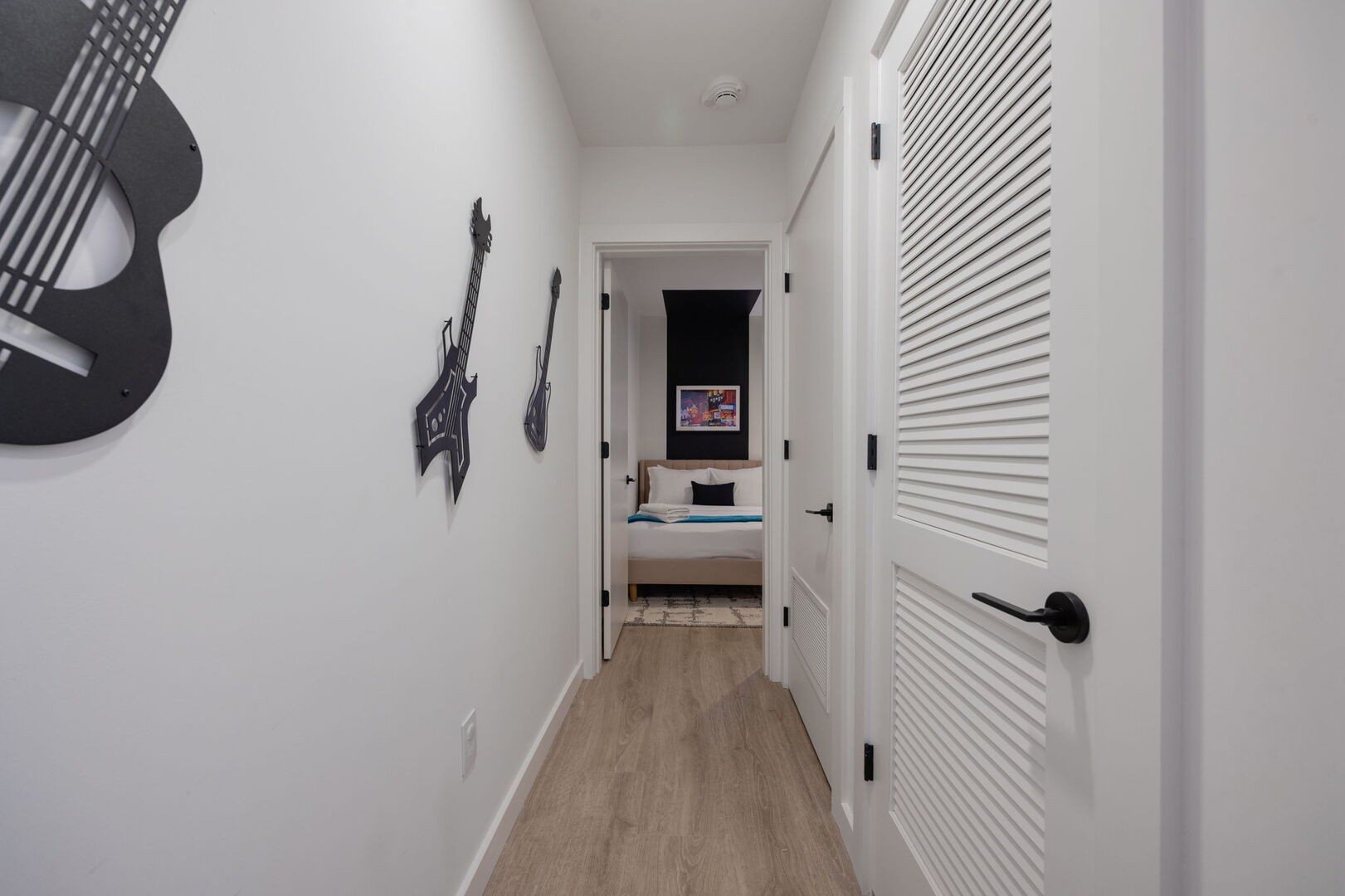 635 7th Ave, S Property Photo 33