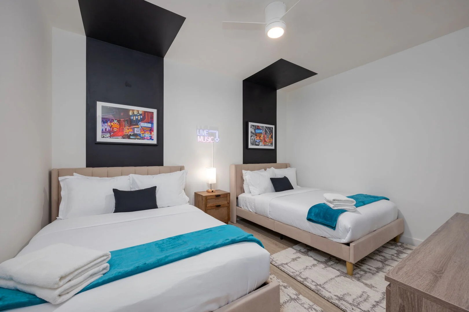 635 7th Ave, S Property Photo 35