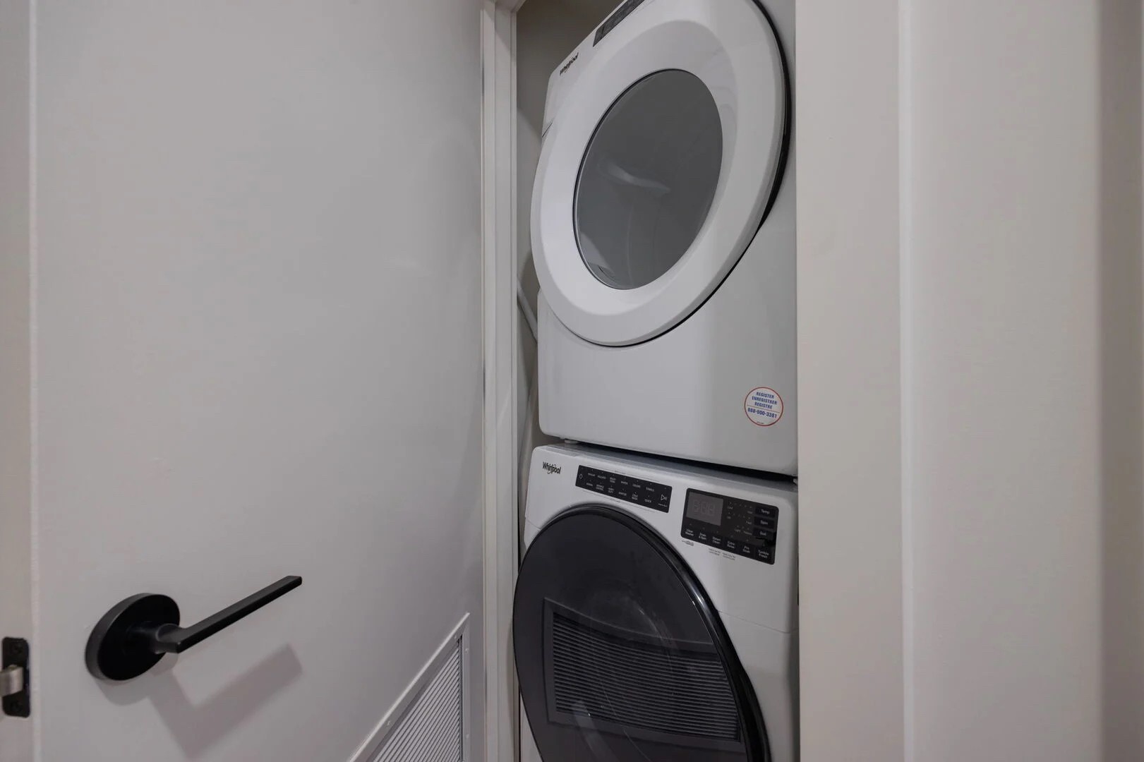 635 7th Ave, S Property Photo 41