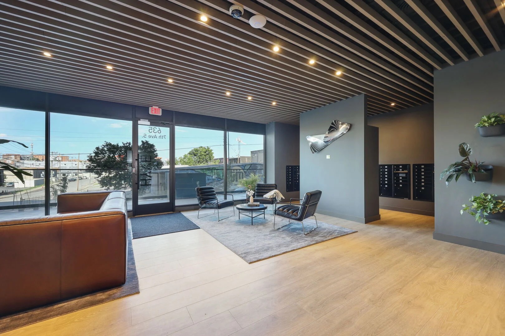 635 7th Ave, S Property Photo 46