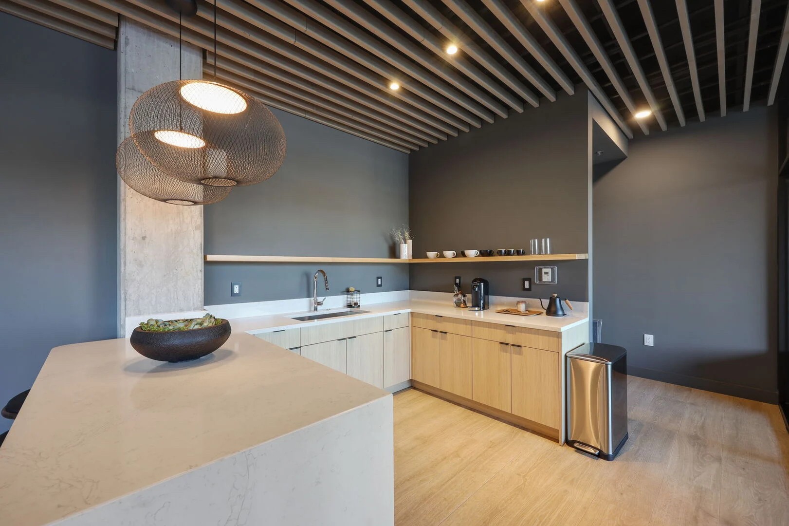 635 7th Ave, S Property Photo 49