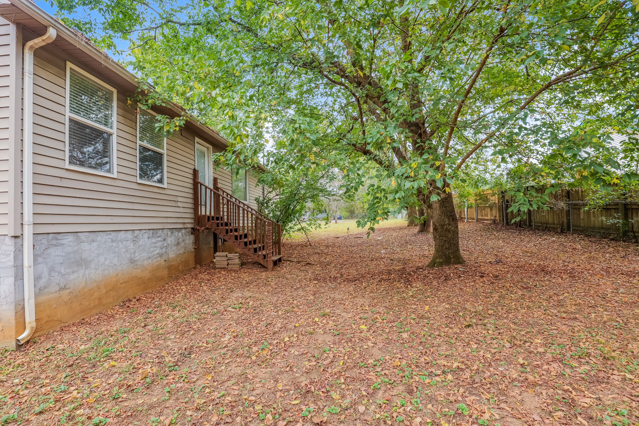 532 Anderson Ave Property Photo 16