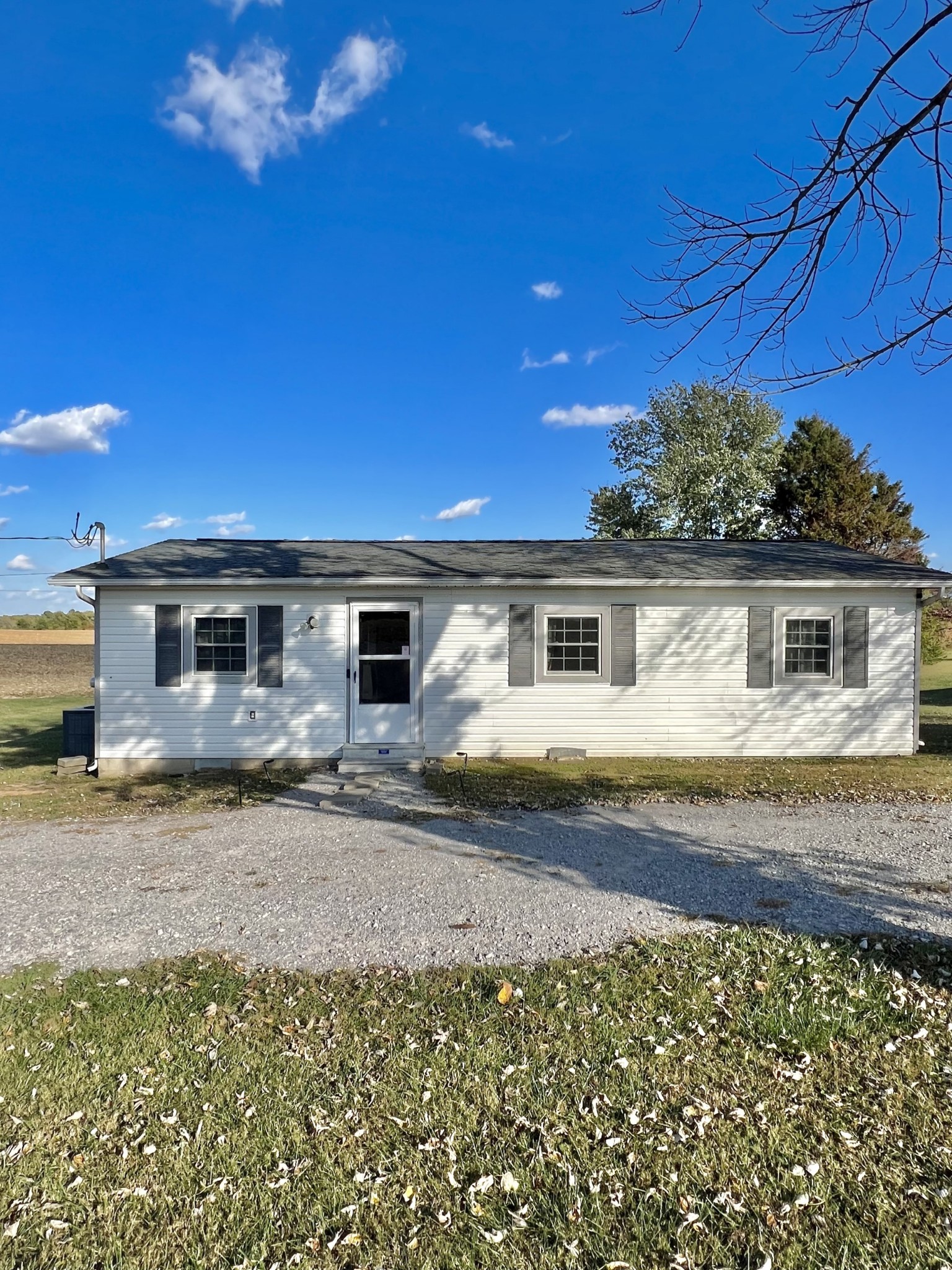 1620 Baker Ln Property Photo