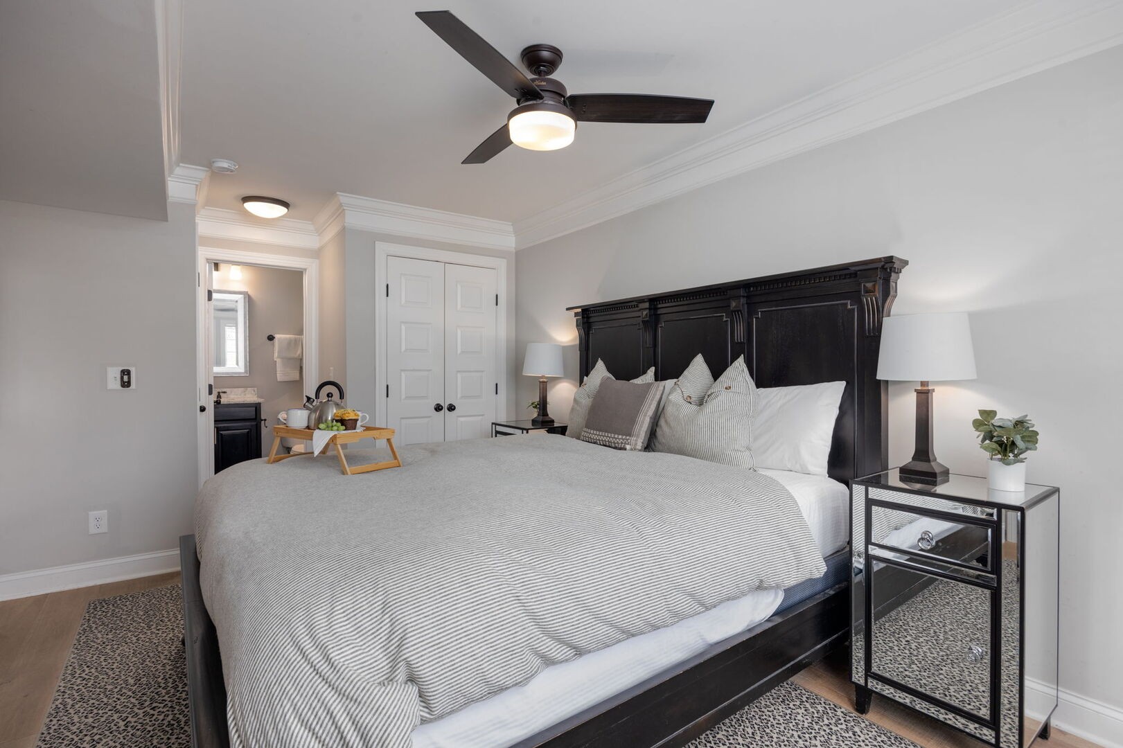 1009a 12th Ave, S Property Photo 31