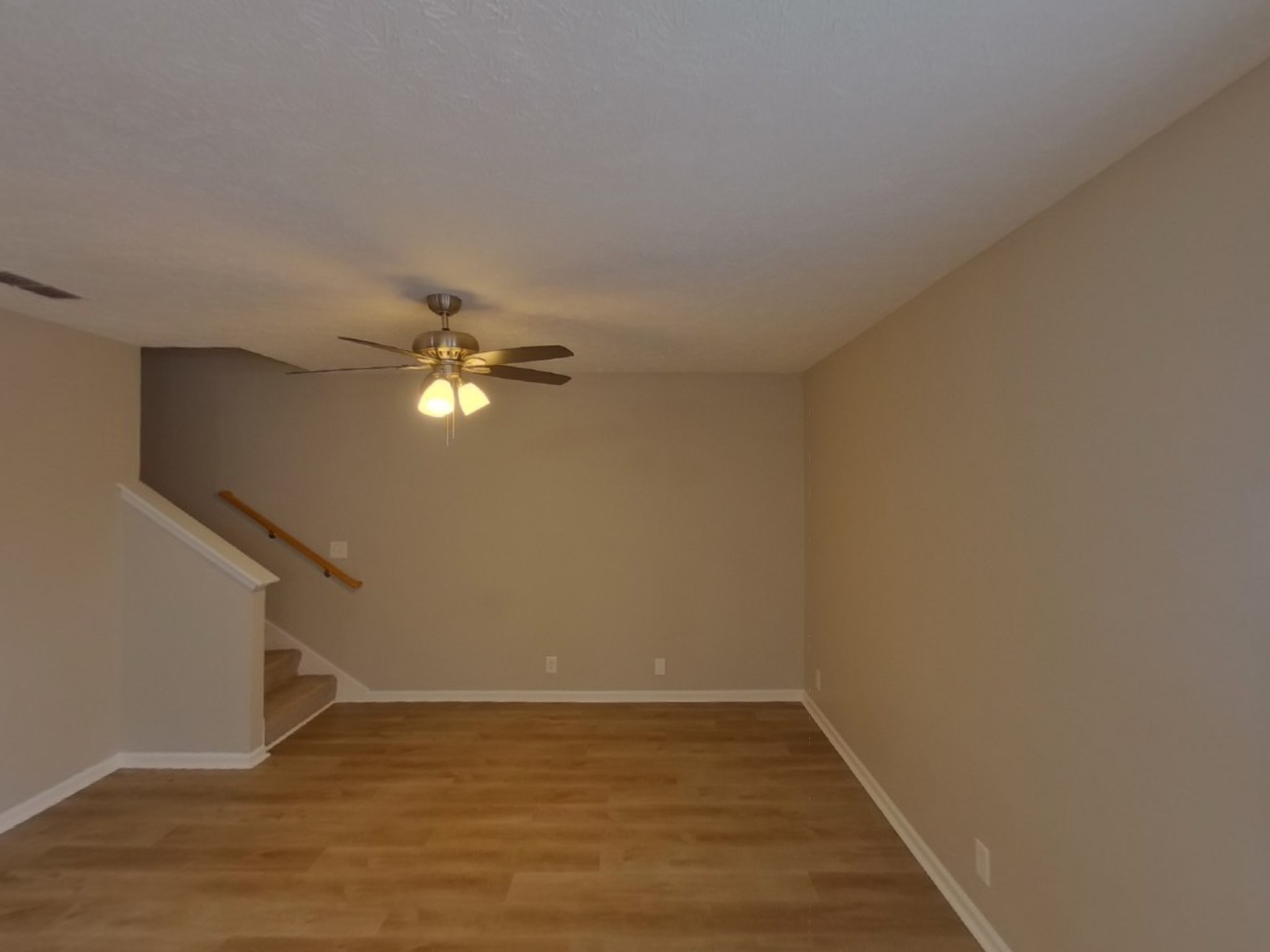 2616 Apostle Ln Property Photo 2