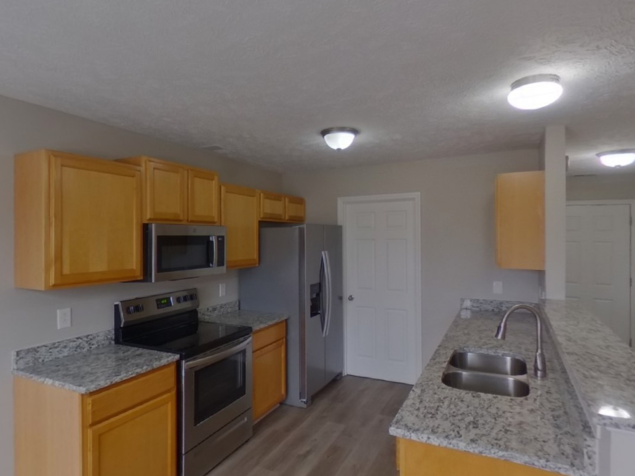 2616 Apostle Ln Property Photo 4