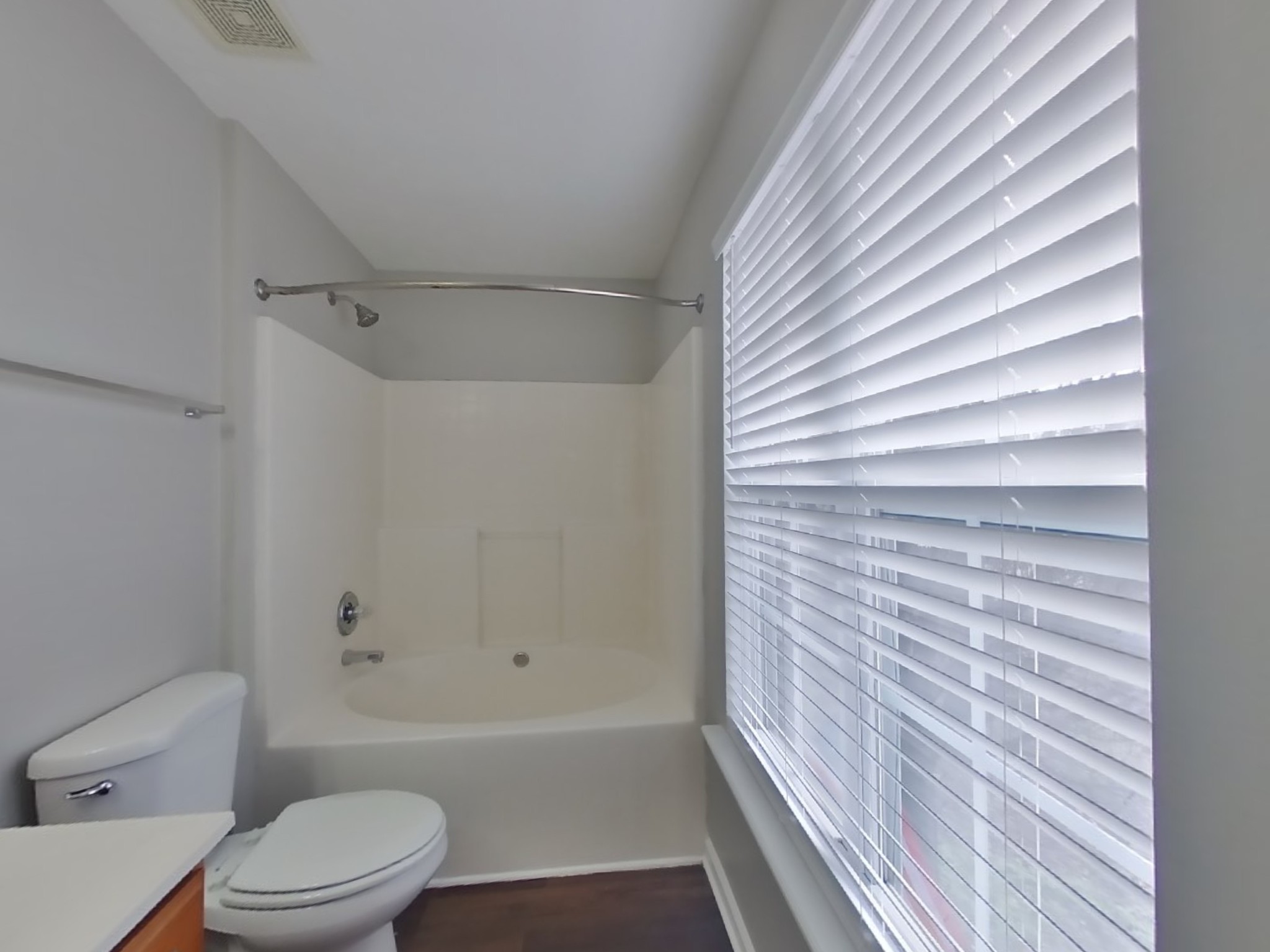 1211 Shannon Ln Property Photo 9