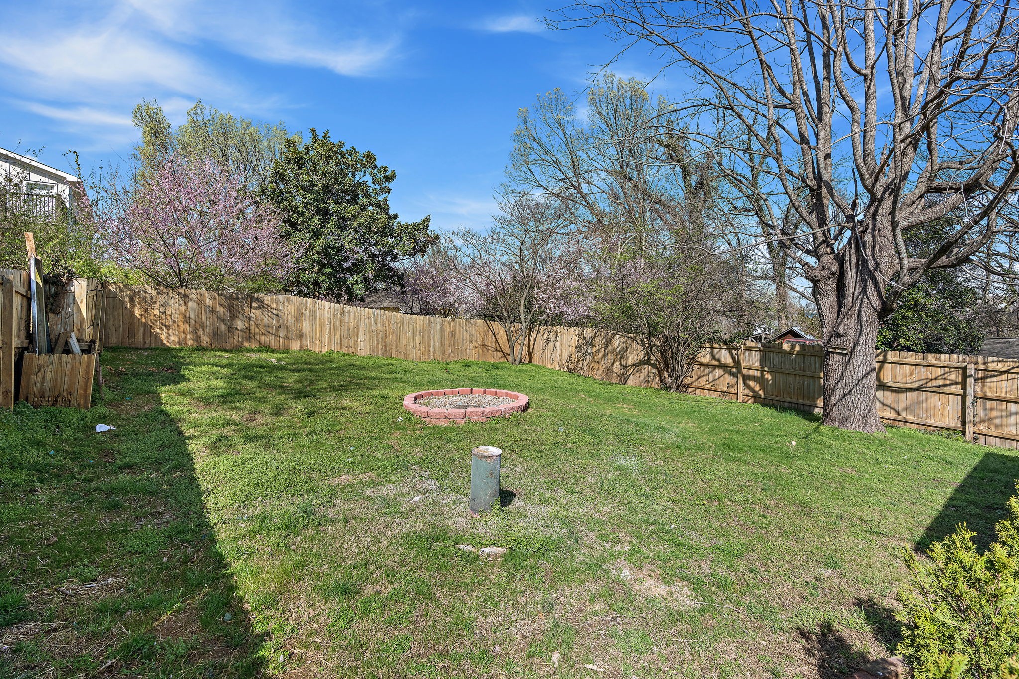 2233 Grandview Ave Property Photo 21