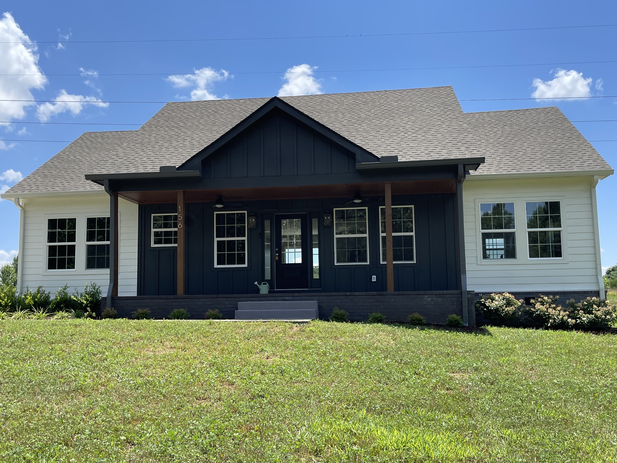 156 Collins River Dr