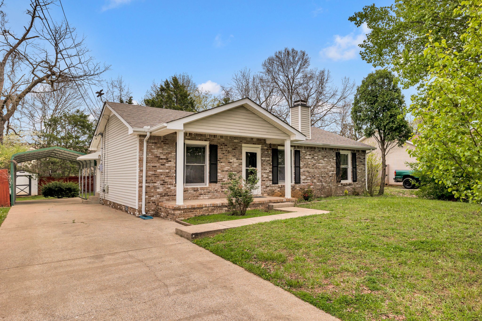 2809 Teakwood Dr Property Photo 1