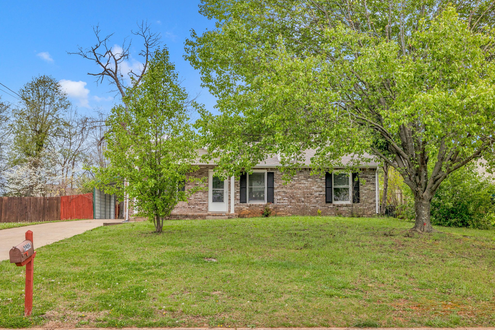 2809 Teakwood Dr Property Photo 5