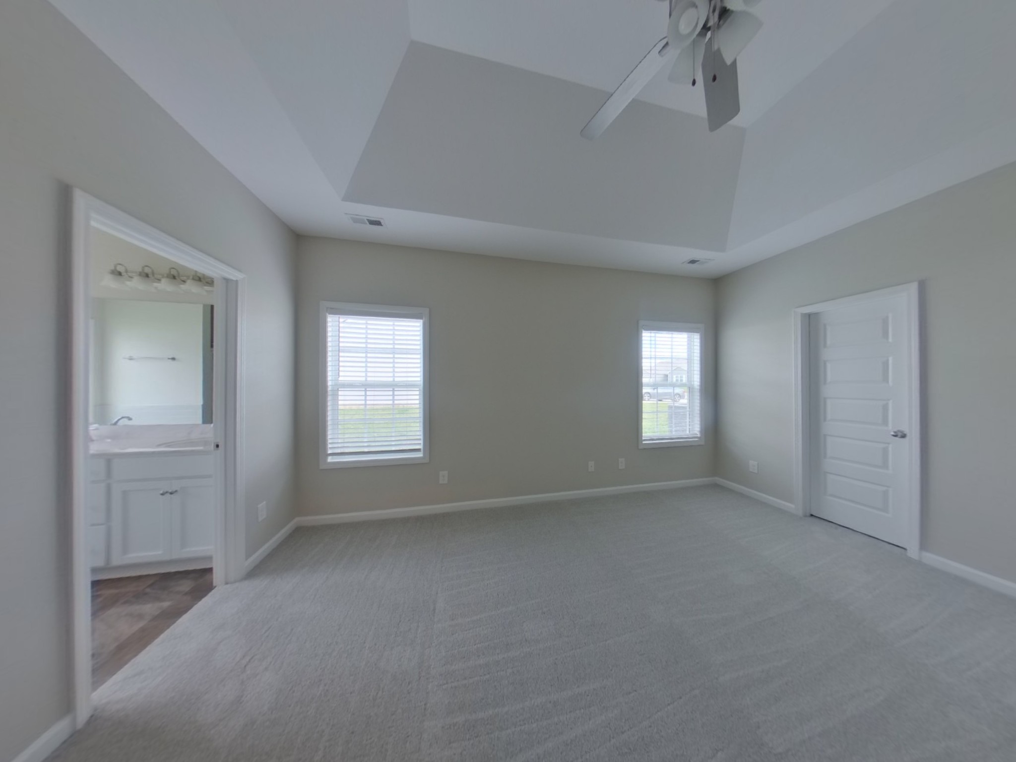 1007 Cyril Dr Property Photo 6