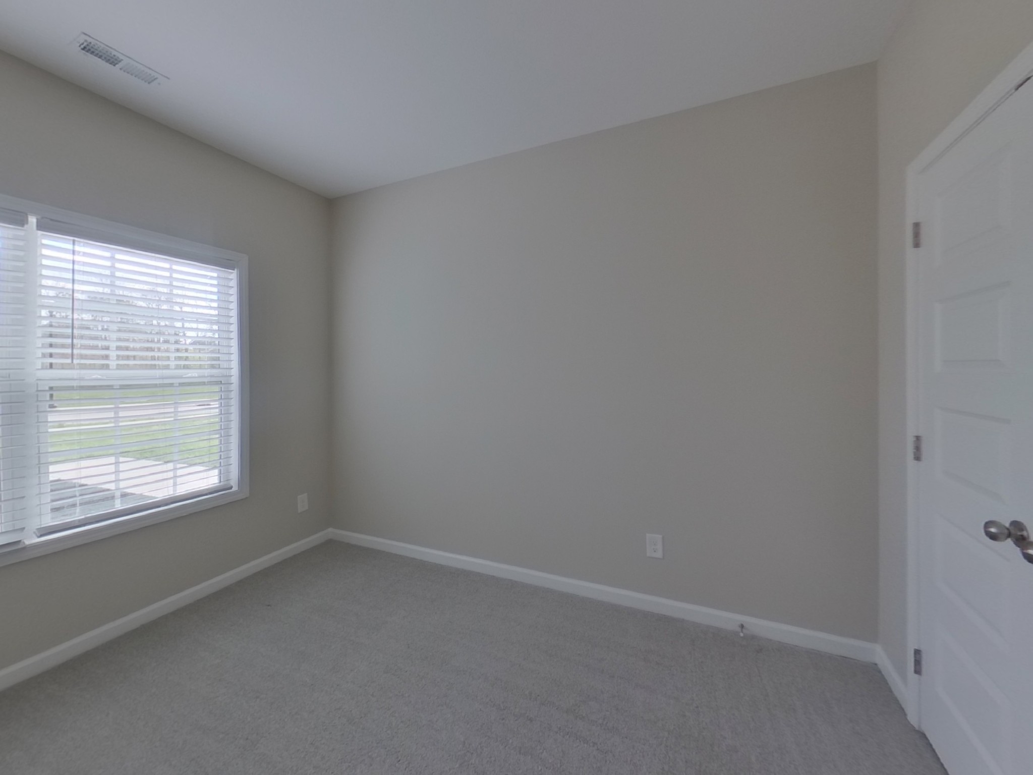 1007 Cyril Dr Property Photo 10