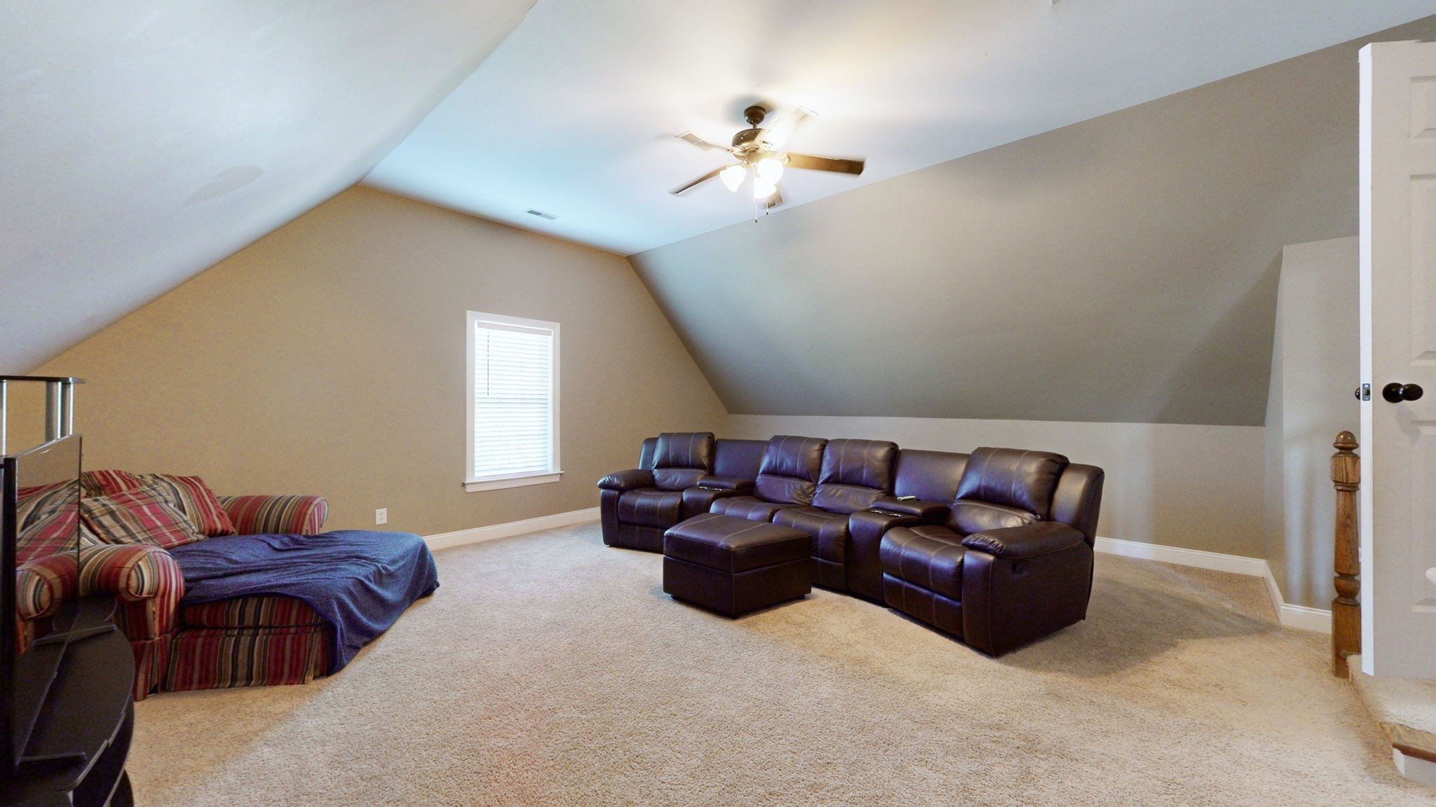 1100 Golden Creek Ct Property Photo 37