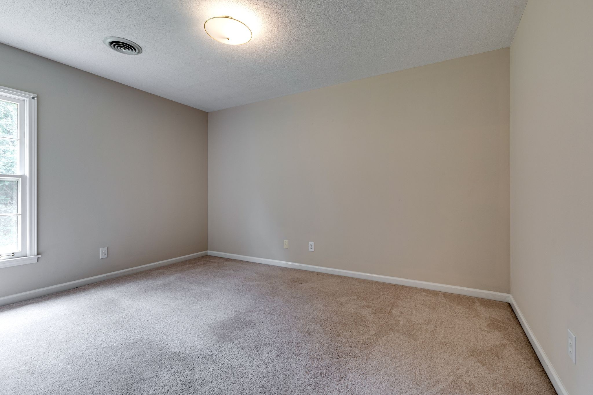 2802 Wakefield Dr Property Photo 31