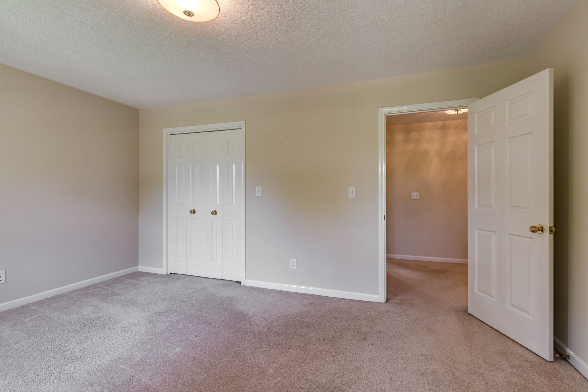 2802 Wakefield Dr Property Photo 35