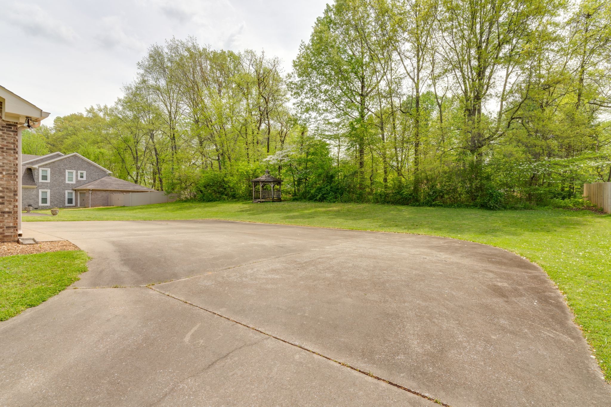 2802 Wakefield Dr Property Photo 41