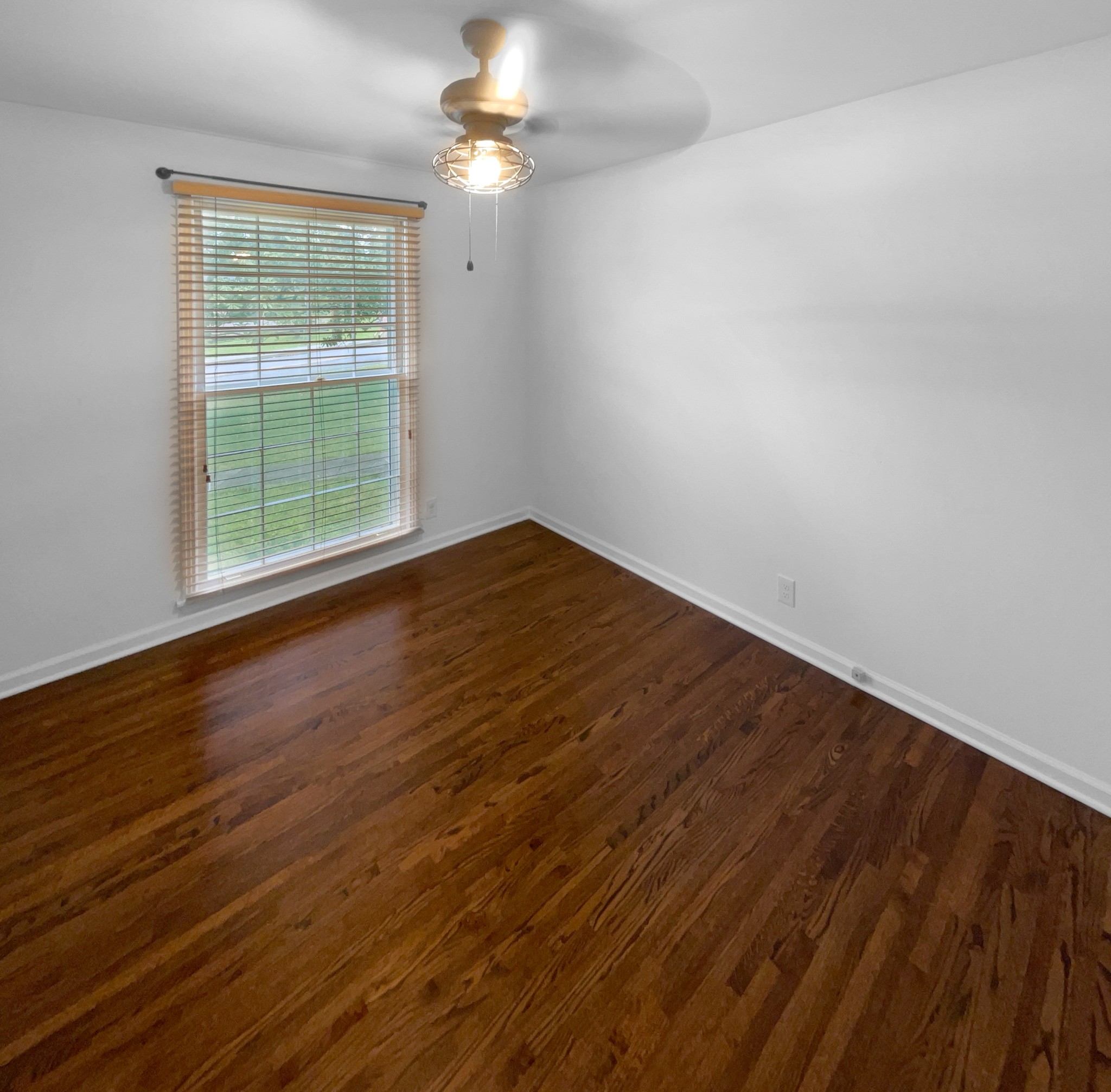 247 Wallace Rd Property Photo 12