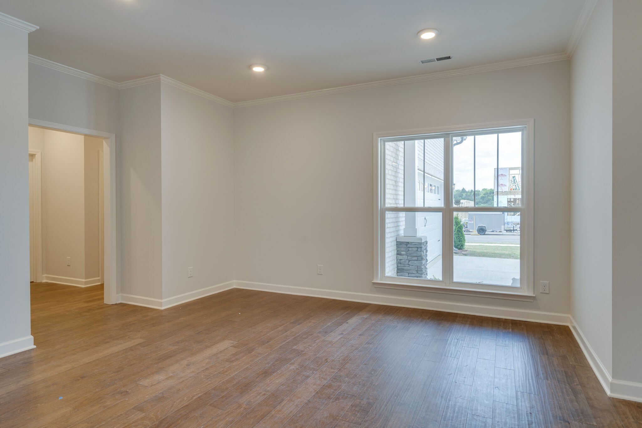 7136 Maddenwood Lane Property Photo 13
