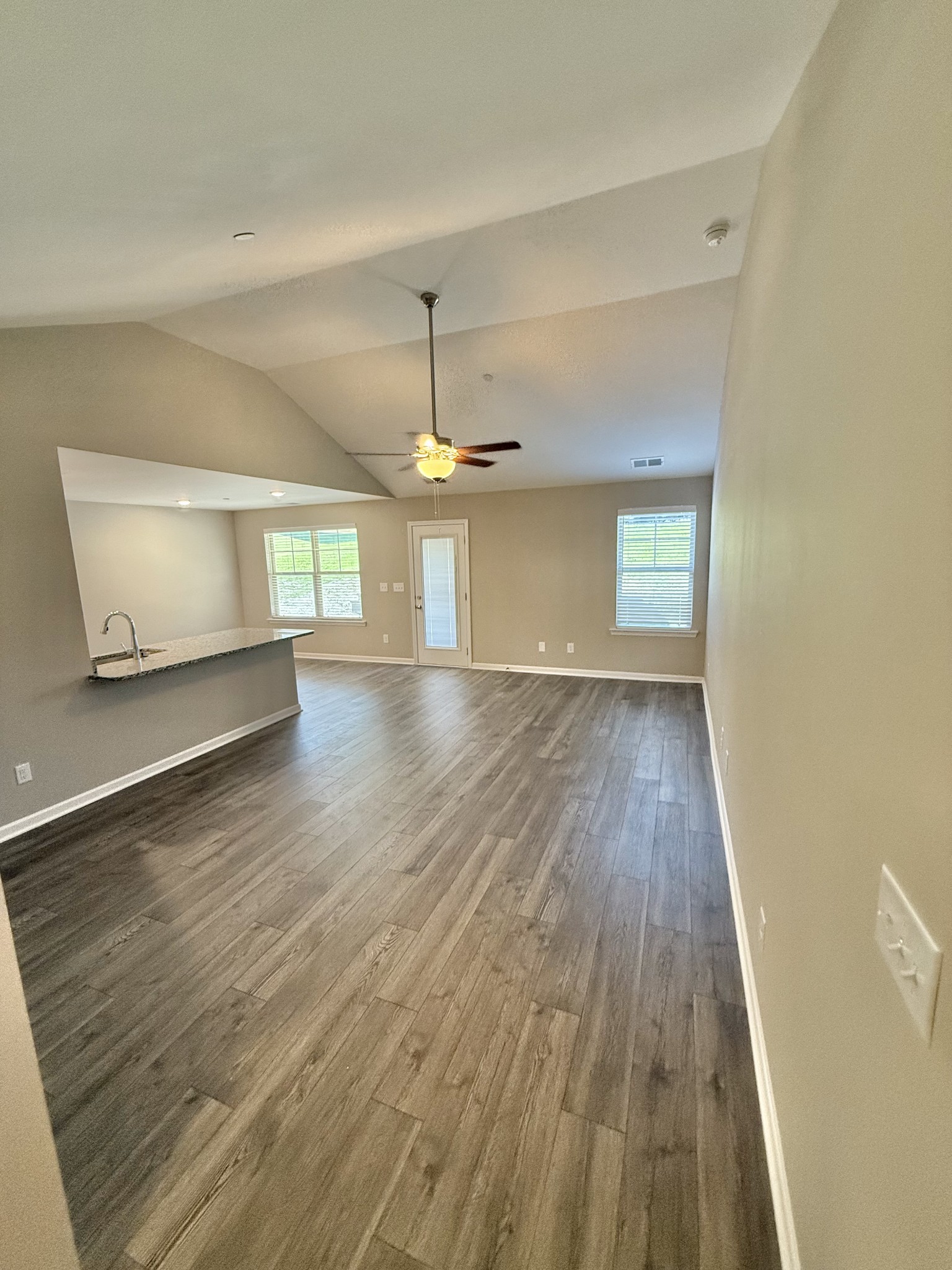 1151 Amber Hills Drive Property Photo 3