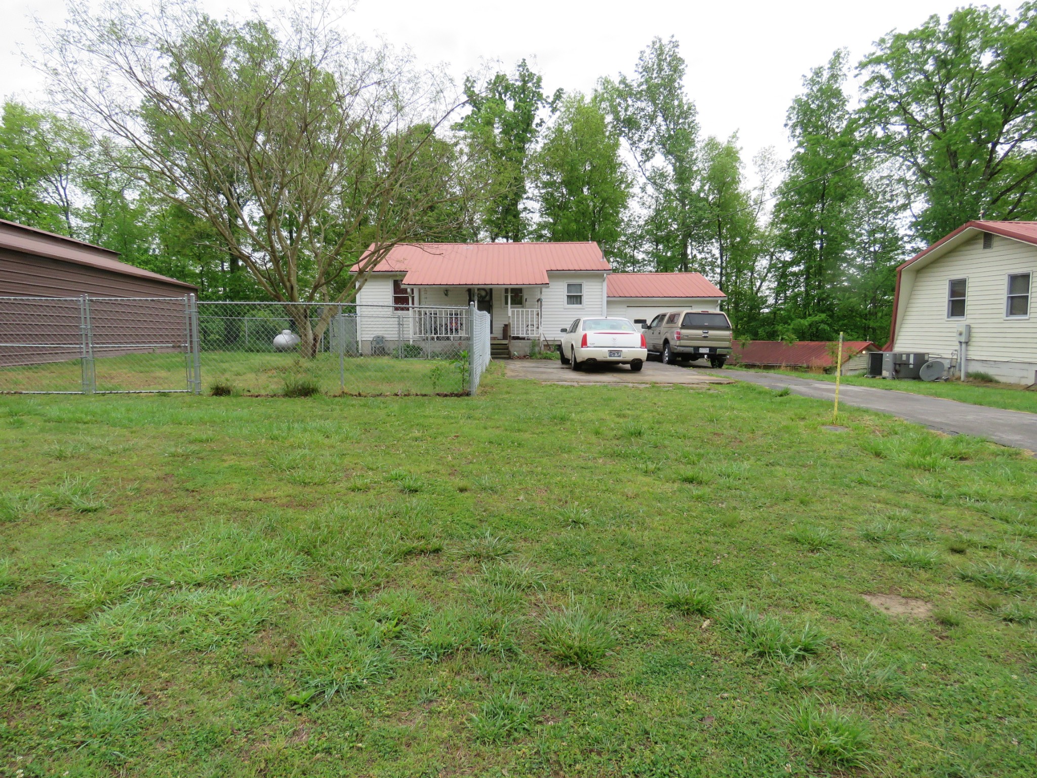 891 Vickers Ridge Rd Property Photo 3