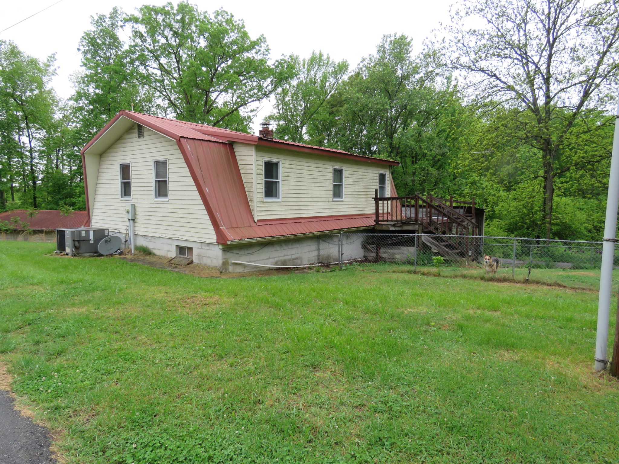 891 Vickers Ridge Rd Property Photo 4