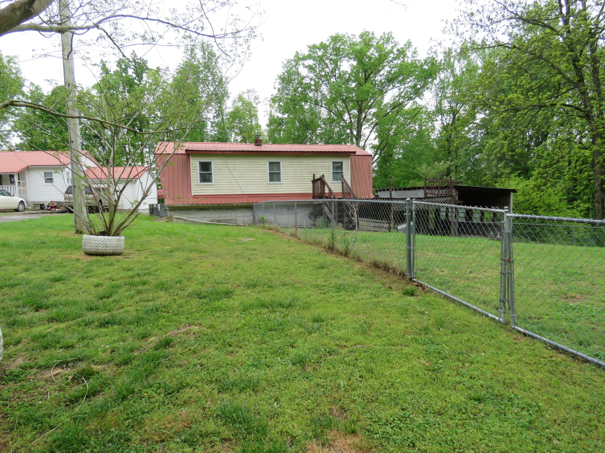 891 Vickers Ridge Rd Property Photo 5