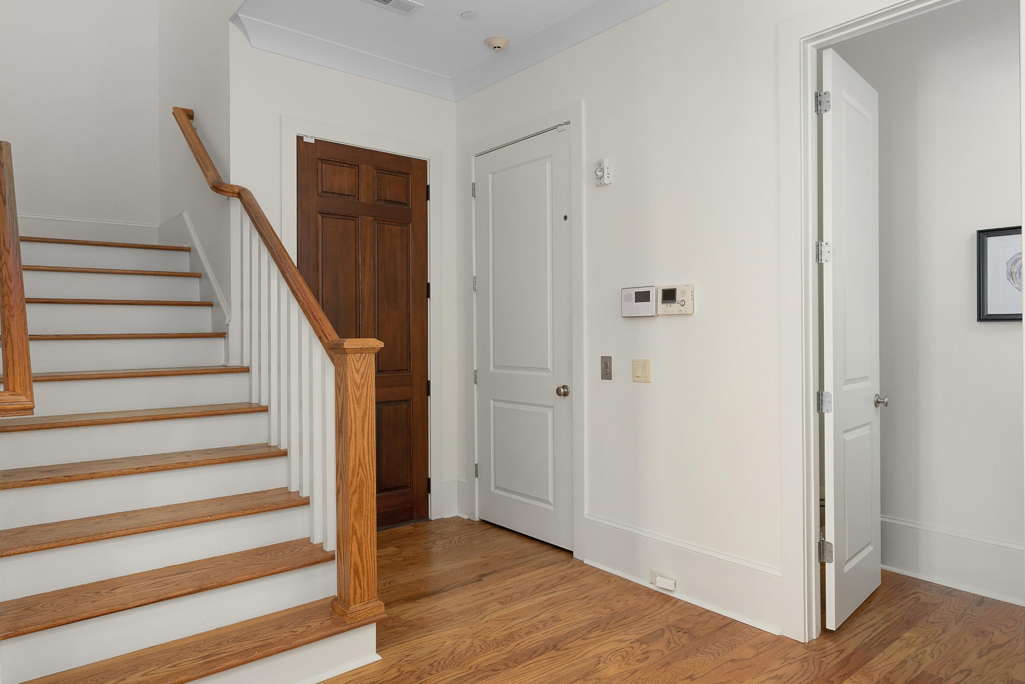 554 Whitehall Road Property Photo 7