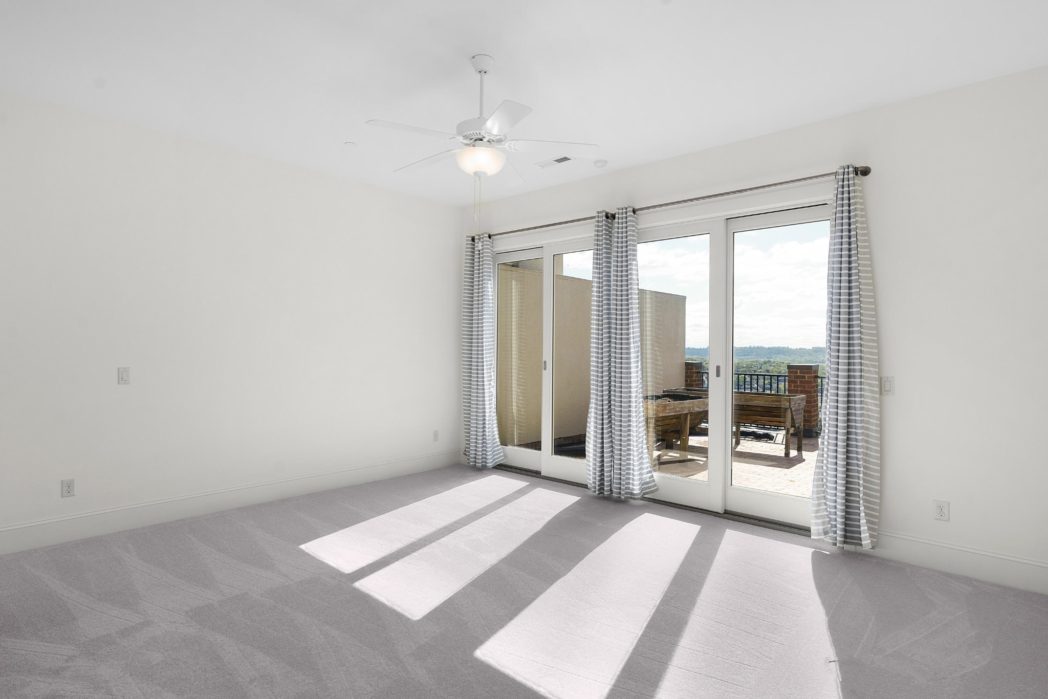 554 Whitehall Road Property Photo 37