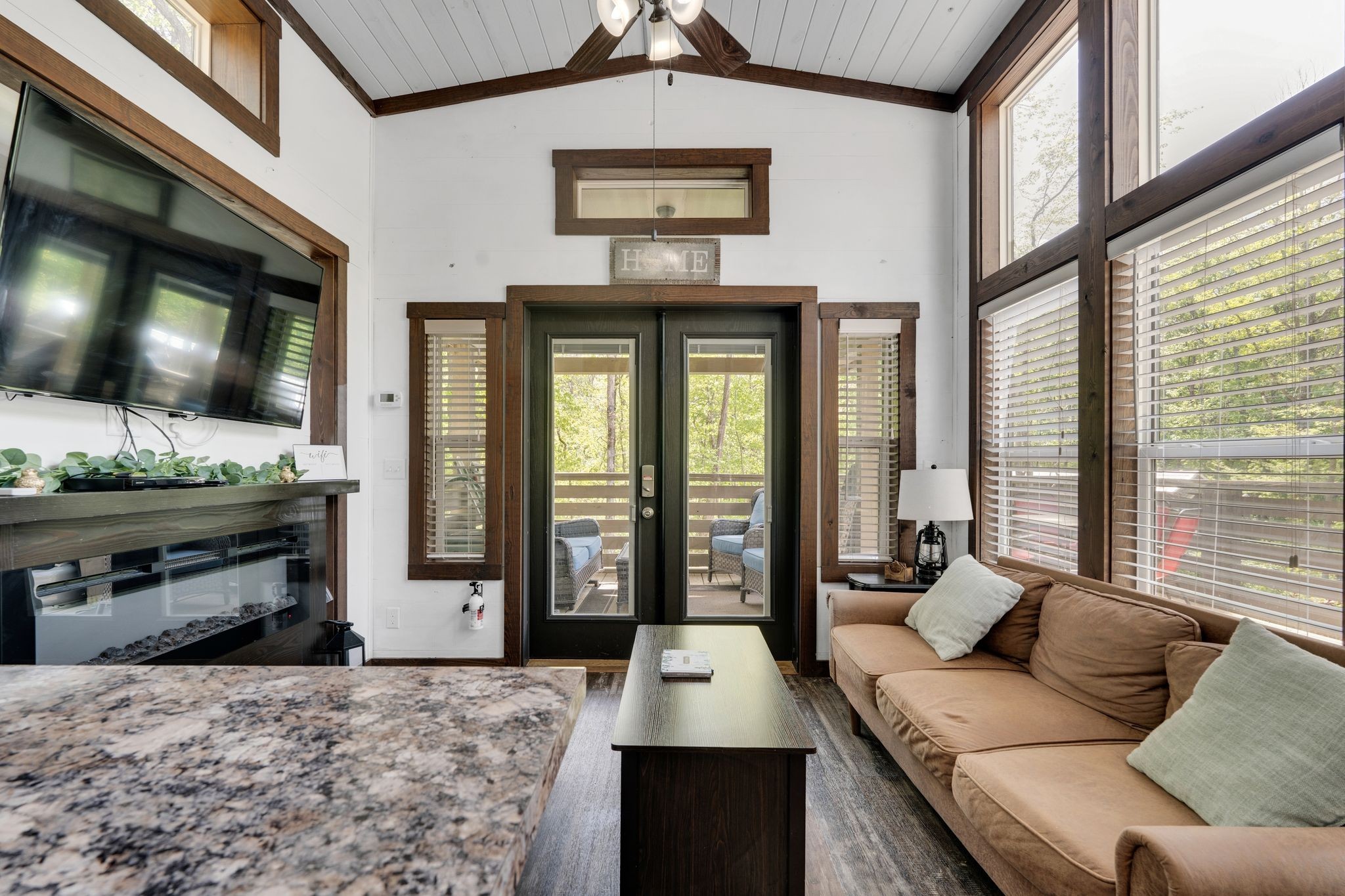 512 Deer Lick Trail Property Photo 11
