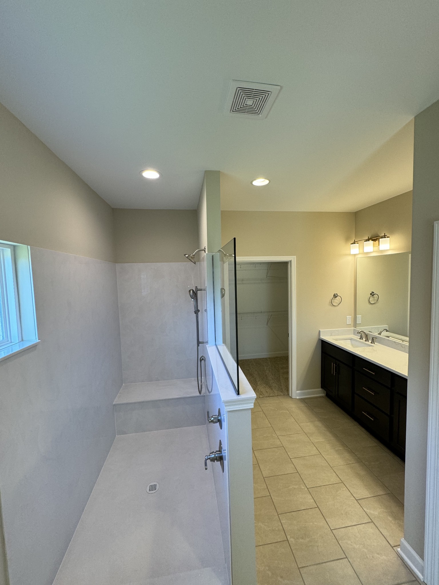 7144 Maddenwood Ln Property Photo 10