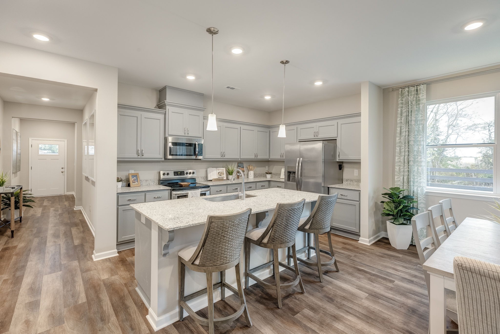 17 Aurora Circle Property Photo 3