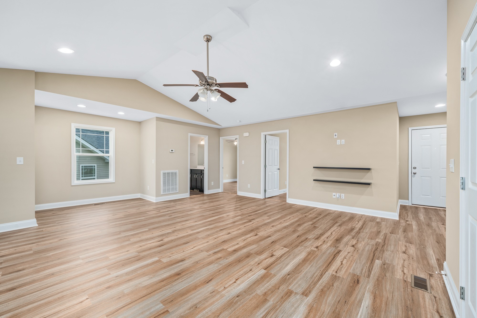 1606 Bobby Nichols Dr Property Photo 6
