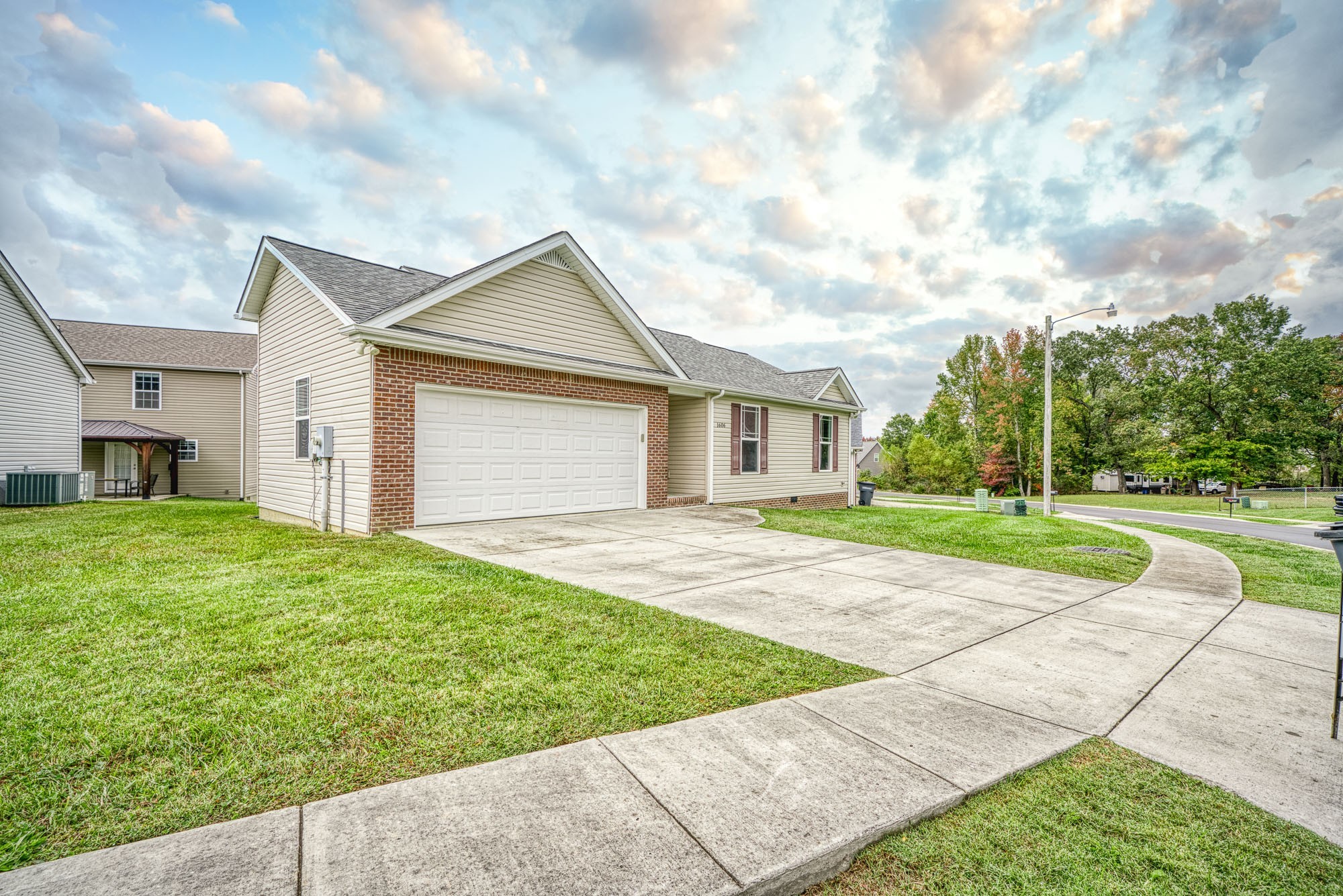 1606 Bobby Nichols Dr Property Photo 23