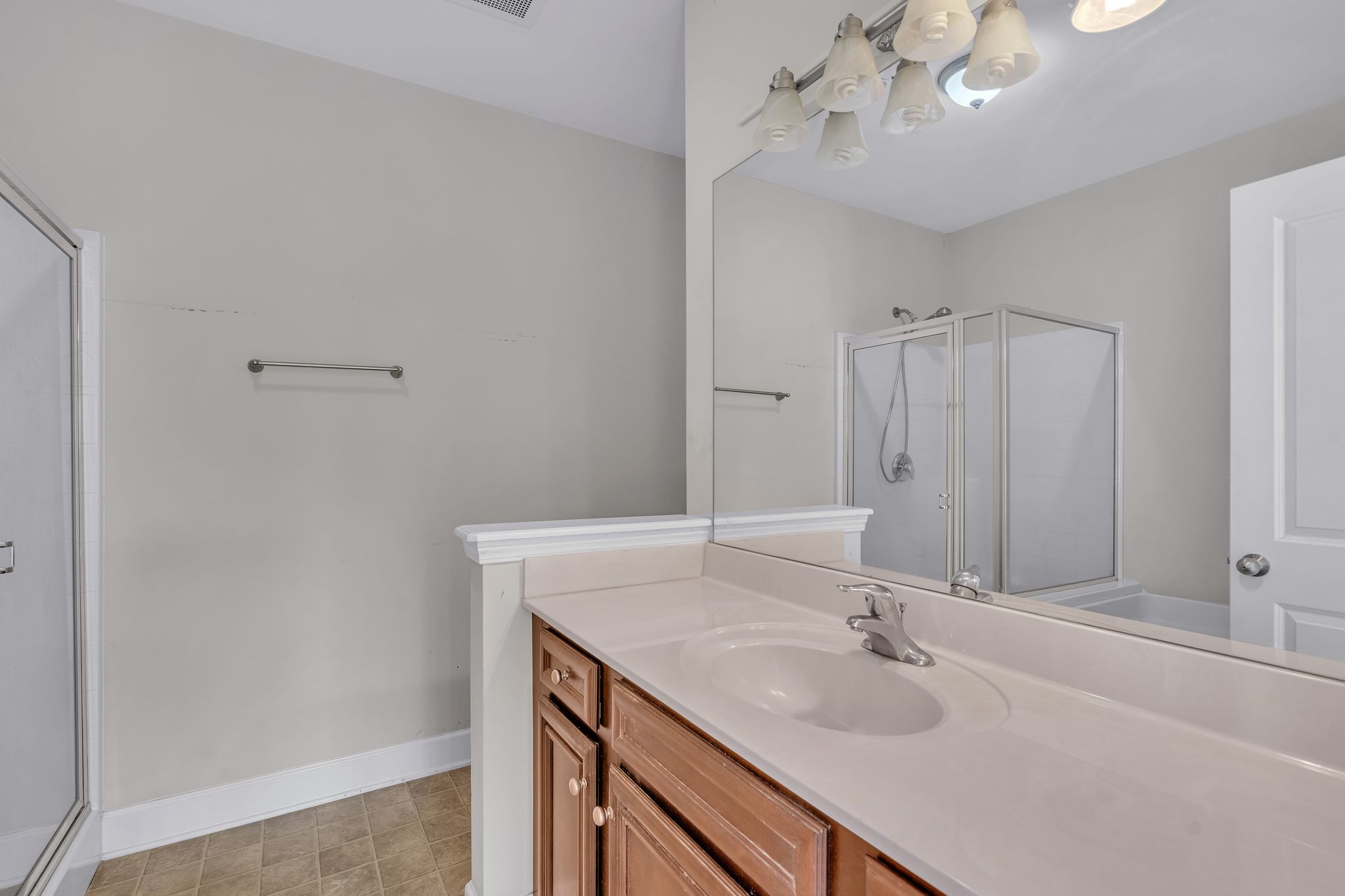 8501 Burnham Ln Property Photo 19