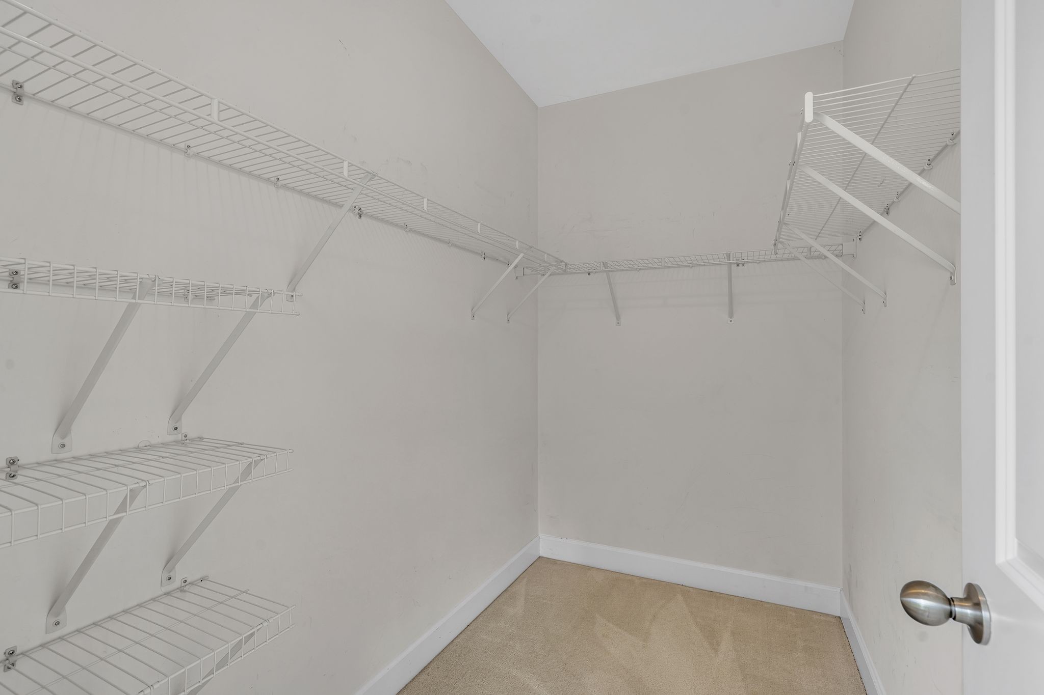 8501 Burnham Ln Property Photo 21
